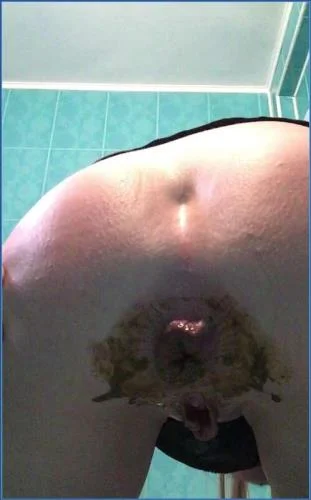 Hardcore Peeing and Solo Scat with Ella Gilbert