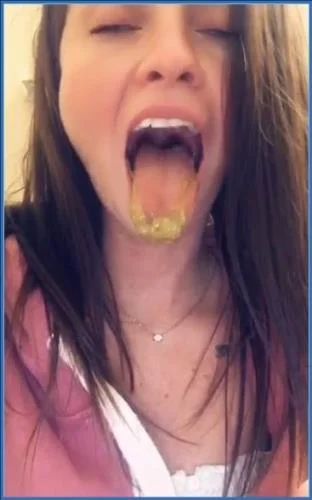 LilbuttLex Gets Dirty in Licking My Butt Plug Clean 1