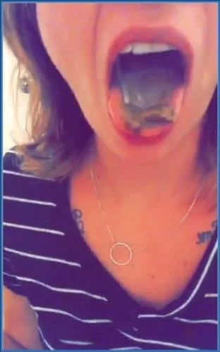 LilbuttLex Fists Her Way Through an Extreme Scat and BDSM Run