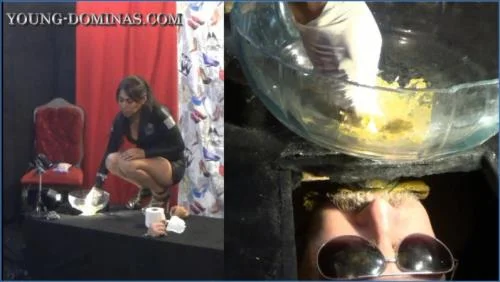 Stupid Slaves Commands Vomit and Farting in Extreme Femdom Scat