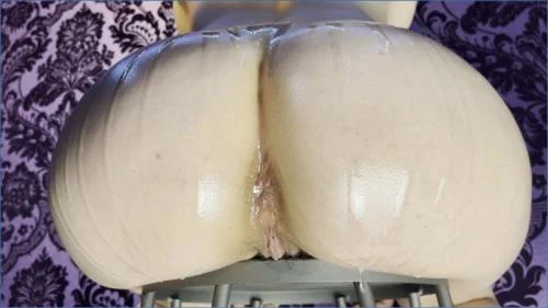 Queen Kitsy's Scat - Oily Femdom Domination and Grubby Scat Play