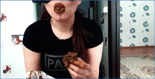 Scatlina - Prolapsing and Devouring Massive Shit with a Dildo - Solo