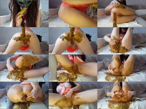 Anna Coprofield - Anna and Banana - Real Solo Scat