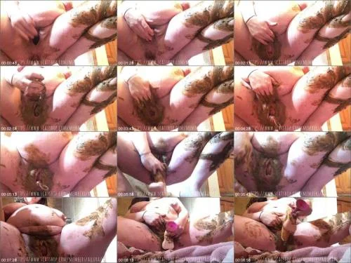 Solo Scat - Pregnant dirty slut Allura makes a mess
