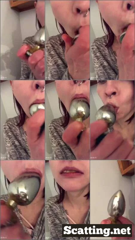 LilbuttLex - Licking My Butt Plug Clean 4 Kaviar