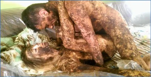 AstraCelestial Shits, Smears, Eats Poop and Pisses - Dirty Lesbian