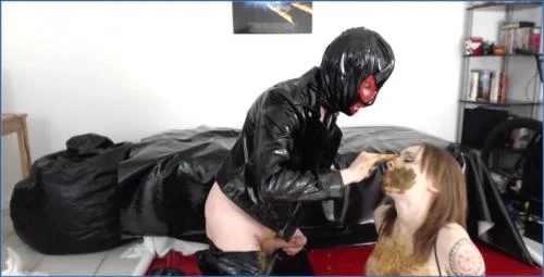 Jessica Stinky Dunks Her Head in Latex and Shit: Wild Copro Action
