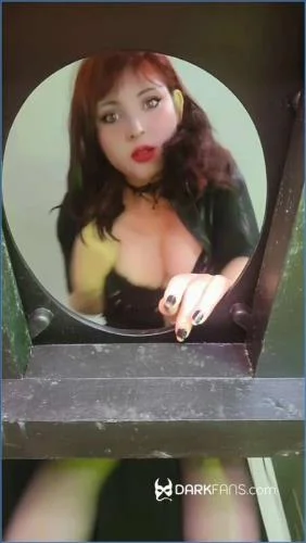 Domina Marbella Takes Command: Toilet Slavery and Extreme Defecation
