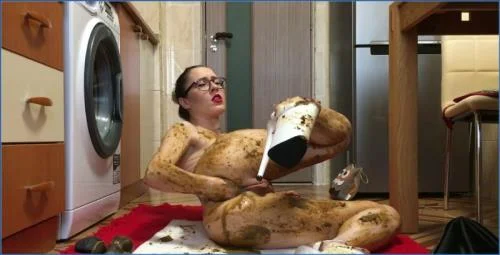 Ella Gilbert Fists and Smears in Extreme Heels - Dirty Anal and POV