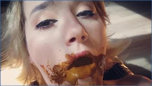 Elecebra's Dominating Defecation and Shit Eating Humiliation - Scat