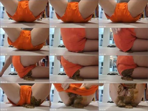 BetweenMyCheeks Solo Scat - OverFlow Orange Shorts
