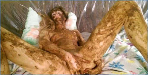 AstraCelestial's Lesbian SCAT Virginity Loss: Unbridled Shit Eating