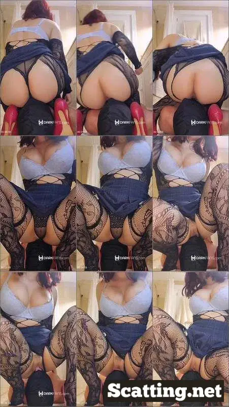 Facesitting - Domina Marbella Femdom Scat