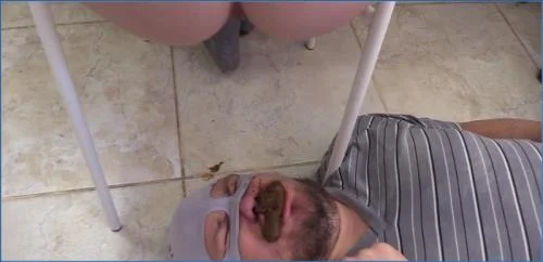 MilanaSmelly Shit Eating and Piss Drinking Video