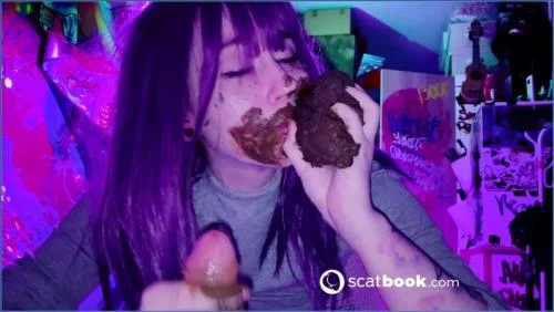 Sweet Betty Parlour Shines in Late-Night Scat Attack Fisting Poop Video