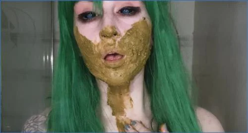 SweetBettyParlour Delivers Hardcore Shitting Copro in New Art Project