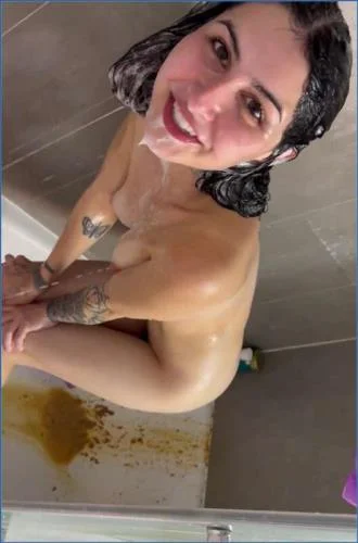 Kaitlyn Katsaros Stars in Hardcore Scat and Fisting Shower clip