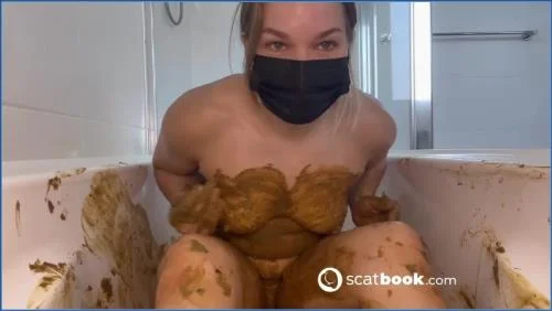 Sweet Bella in Dirty Anal Scat and Smearing action