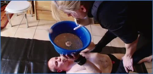 Lady Amy's Vomit Education P1- German Femdom and Scat