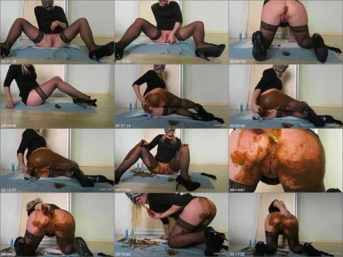 Linda aka Sexyass - Linda's Ass - My Period and Poop Play Piss Scat
